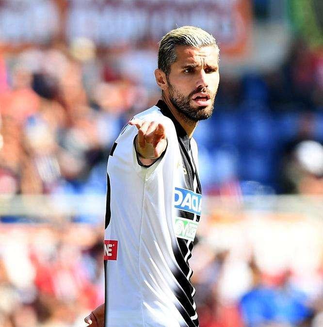 Udinese, Behrami: "Mazzarri è la persona che mi ha dato di più nel calcio"