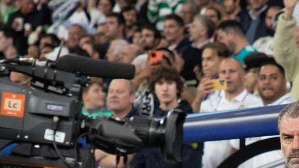 Tifosi del Tottenham contenti per la sconfitta. Postecoglou: "Fondamenta del club fragili"