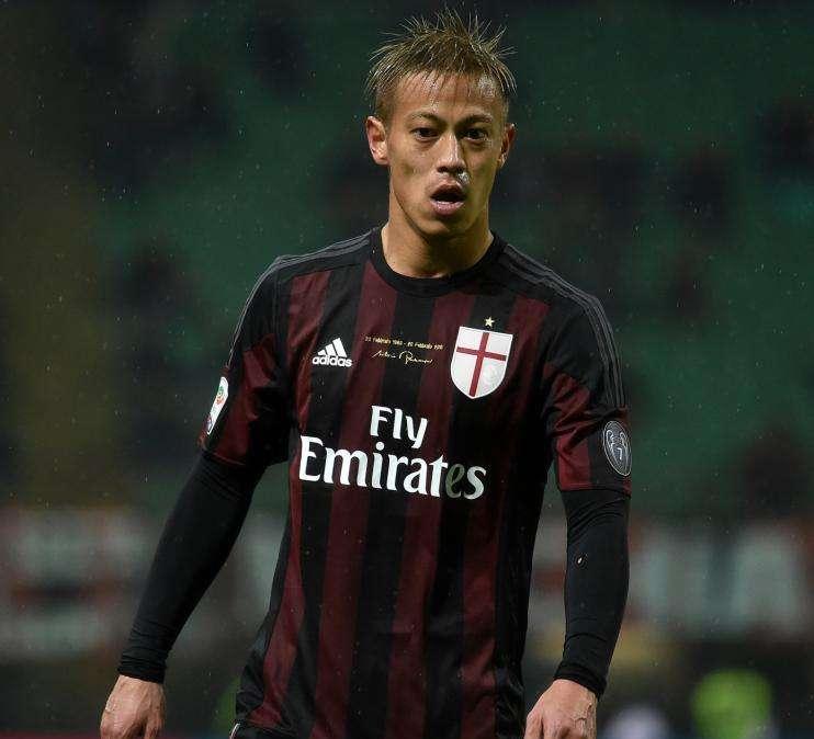 Milan, Honda: "Vinciamo aiutandoci a vicenda. Non siamo una grande squadra, ma siamo grandi nel lavoro di squadra"