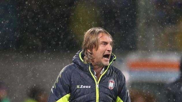 Crotone, Nicola e l'analisi tattica: "Col Toro dovremo essere camaleontici. Mihajlovic? Lo stimo molto"
