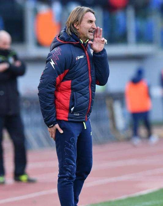 Nicola contro il suo passato