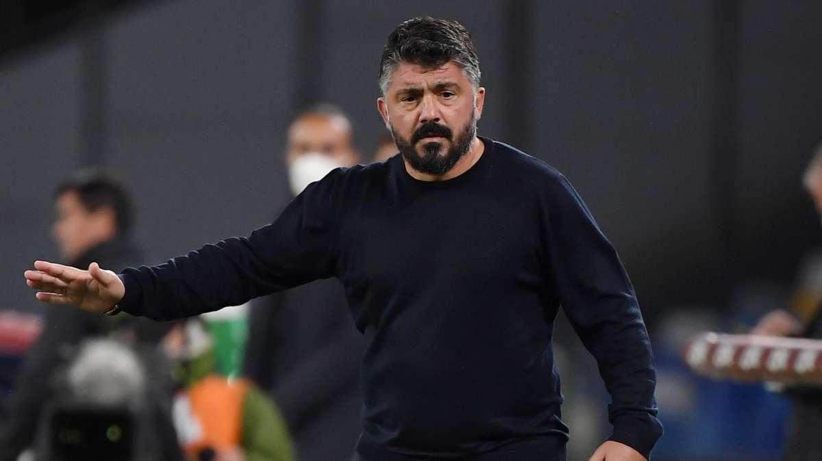 Napoli incerottato ed in 'ritiro', il Toro deve provare a far punti 
