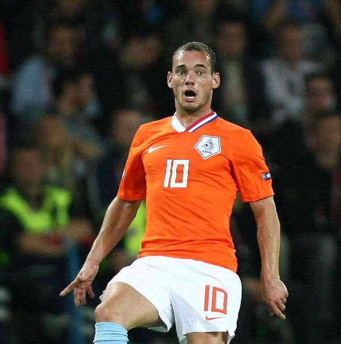 Olanda, per Sneijder Maradona e Dunga sono due idioti