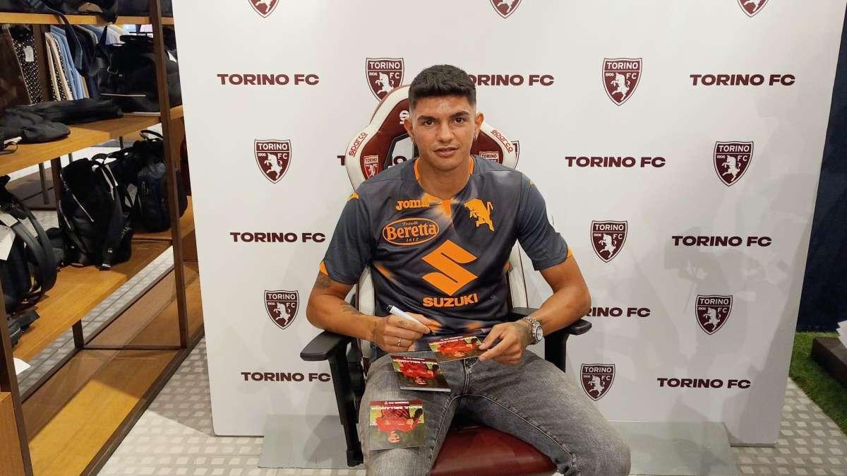 Toro, presentata la terza maglia per la stagione 2023-2024
