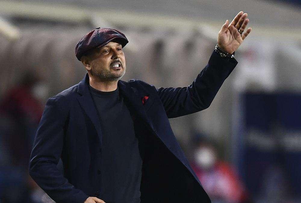 Spettacolo e una quasi rimonta. Ma il Bologna di Mihajlovic va fuori