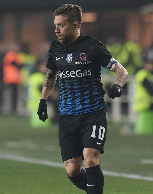 Verso Torino-Atalanta: dolore al ginocchio per Papu Gomez, si tenta il recupero