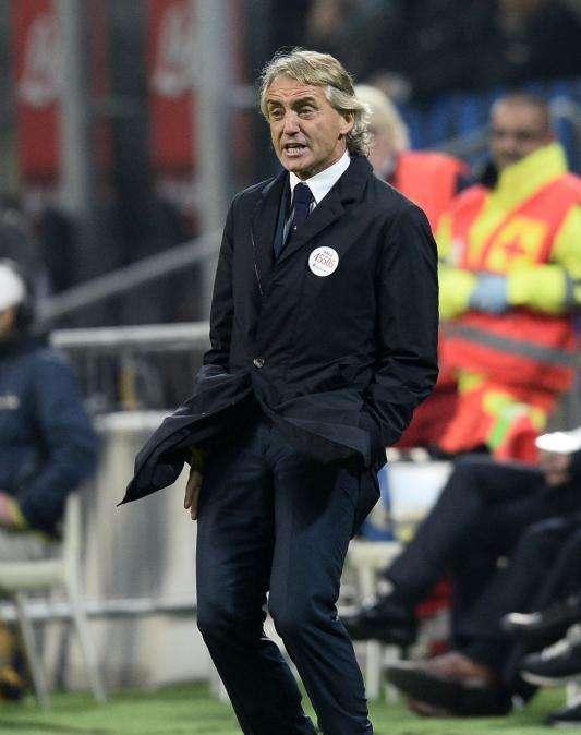 Inter, Mancini: "Mi sono complimentato con i miei per la vittoria sulla Roma. Scudetto? C'è tempo"