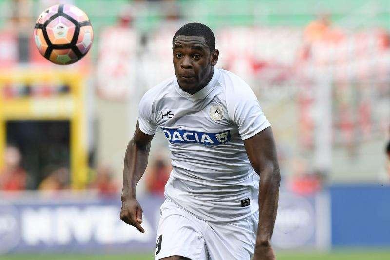 Napoli, come scontentare i giocatori. Tra questi c'è Zapata, che interessa al Toro