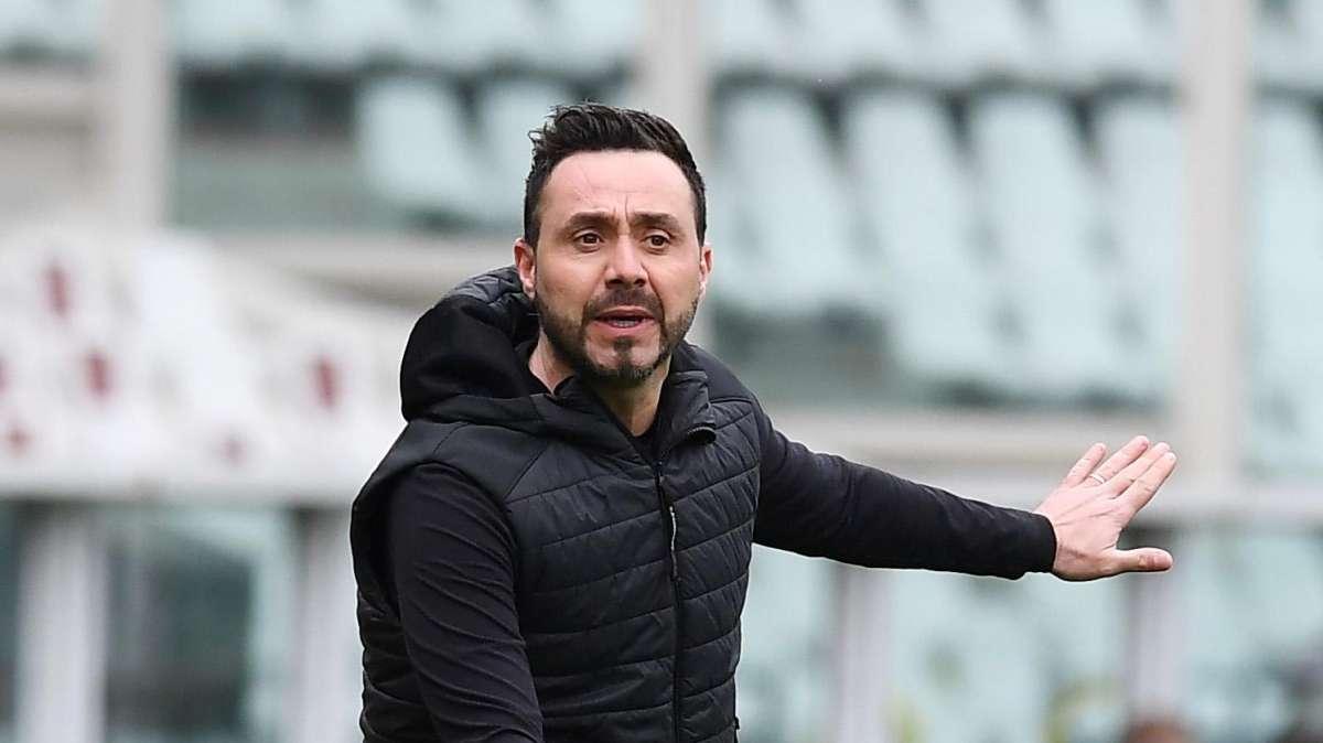 De Zerbi infuriato: "Alcuni giovani non hanno capito, staranno in tribuna"