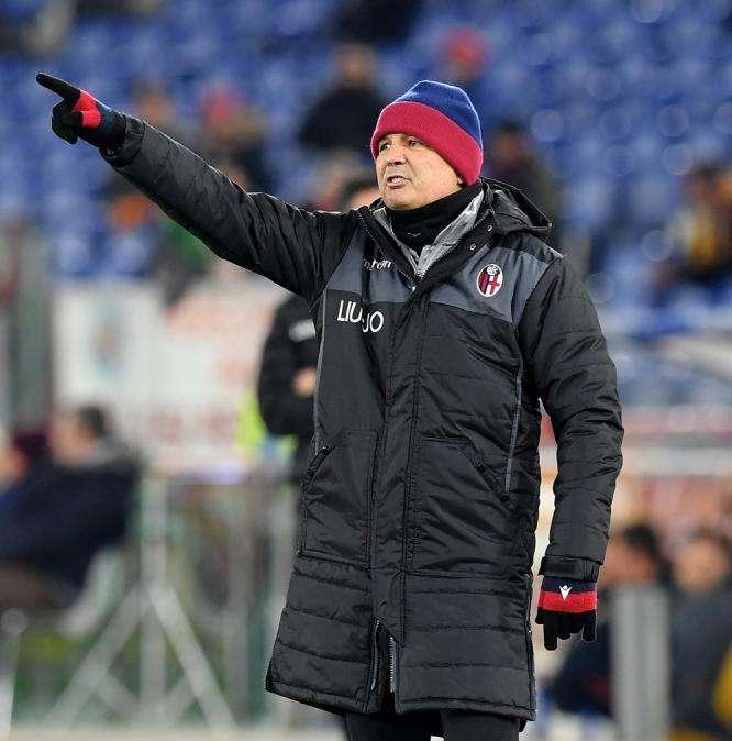Auguri a Sinisa Mihajlovic. Il mondo del calcio lo festeggia con tanti messaggi 