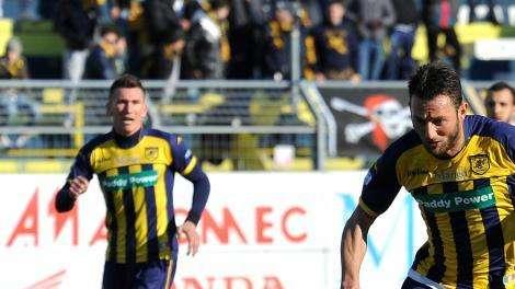 Passi avanti del Livorno verso l'obiettivo granata Seferovic