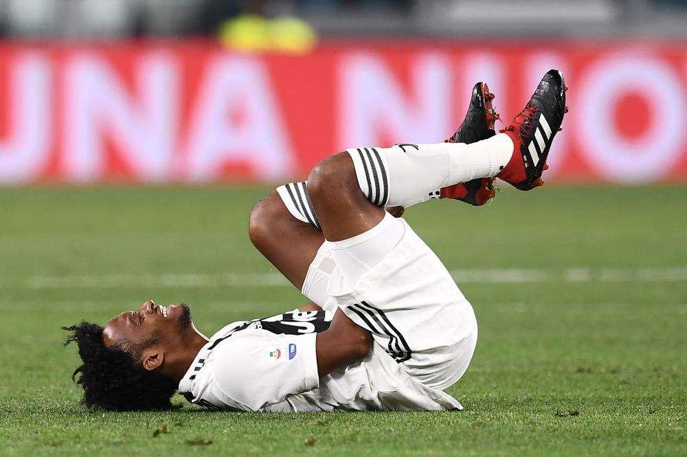 Juventus, Allegri: "Cuadrado ha un risentimento al ginocchio, verrà sottoposto ad esami"