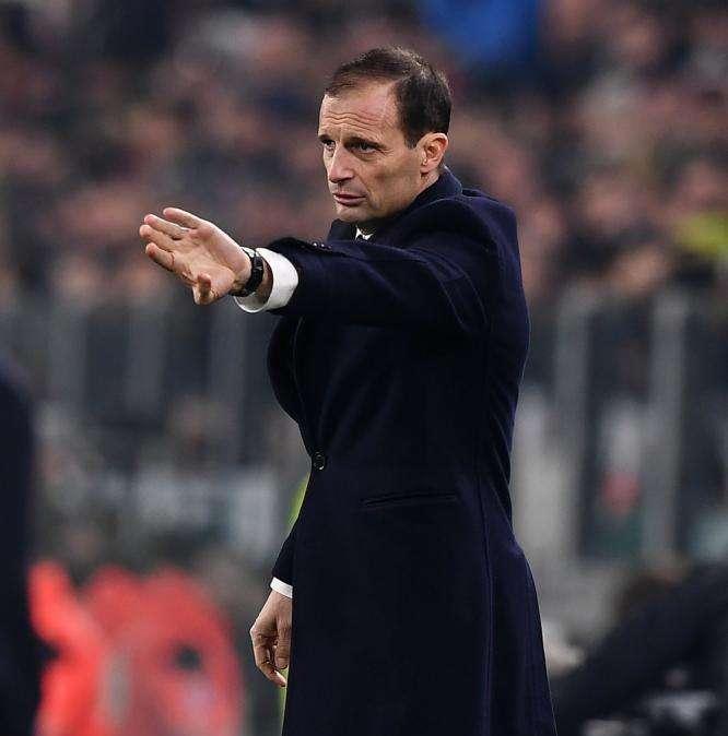 Allegri: "Le squadre di Mazzarri si contraddistinguono per il carattere. Giocano Pjanic e Chiellini"