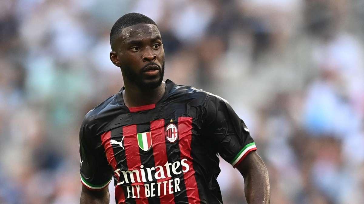 Champions League - Milan sotto di due all'intervallo, e con un uomo in meno