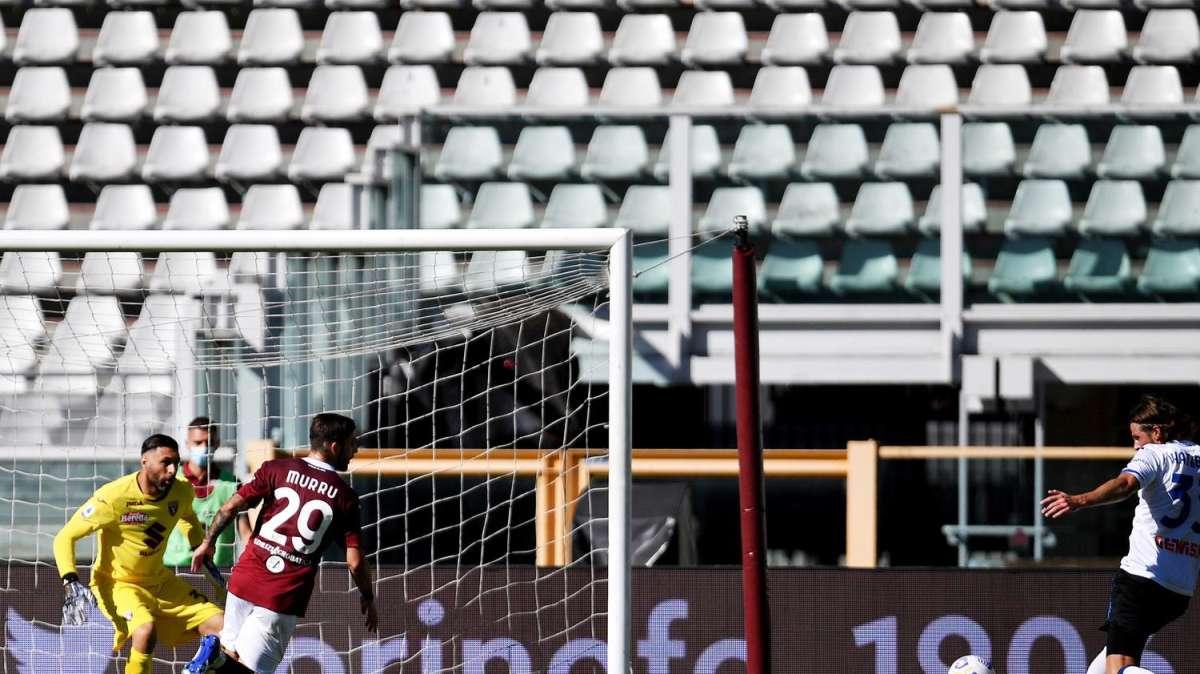 Gli avvocati: “Abbonamenti palla ai giudici”