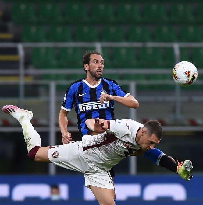 Godin: "Era importante vincere, io voglio rimanere qui"