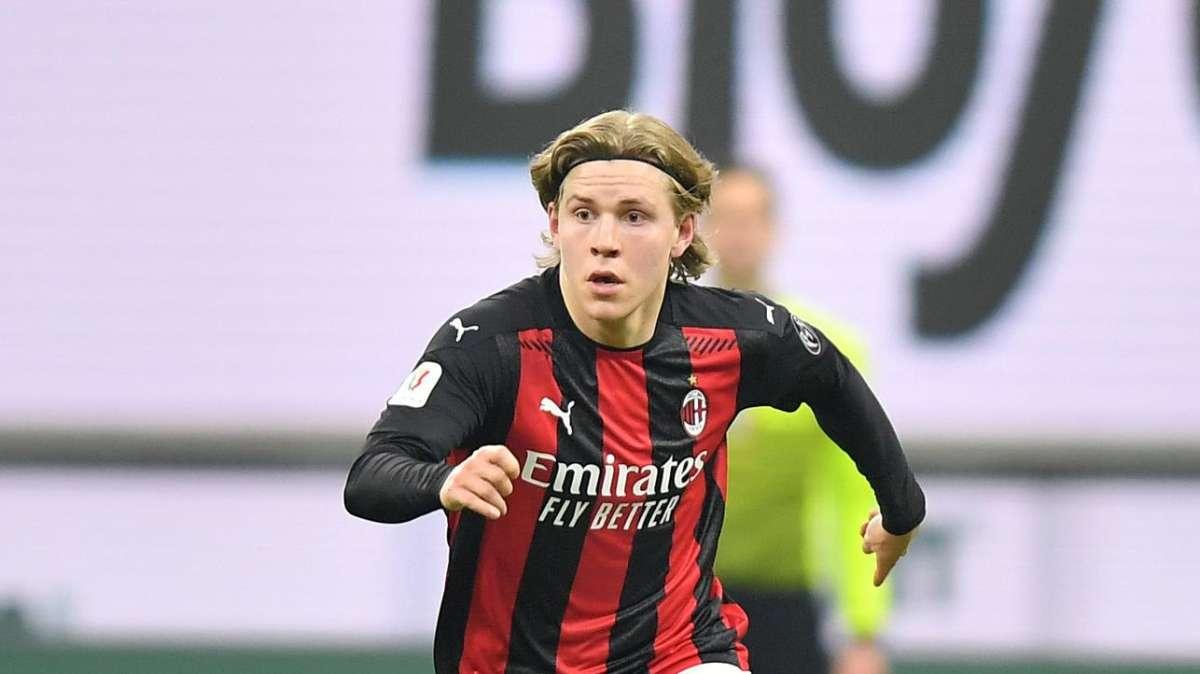 Per Hauge il Milan dice no all'Eintracht. Richieste troppo elevate