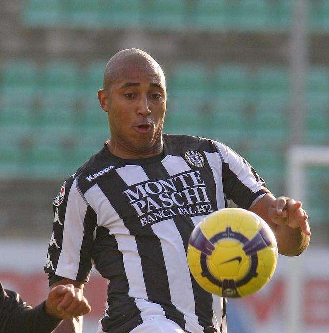 Torino devia su Reginaldo