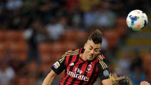 Milan, sessione completa in gruppo per El Shaarawy