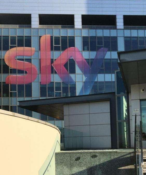 Sarà dura, ma si lavora per trasmettere le partite in chiaro nel weekend