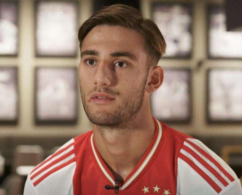 Lucca, il rimpianto del Torino a cui manca una punta. All'Ajax segna giocando poco e lo sondano in Italia...