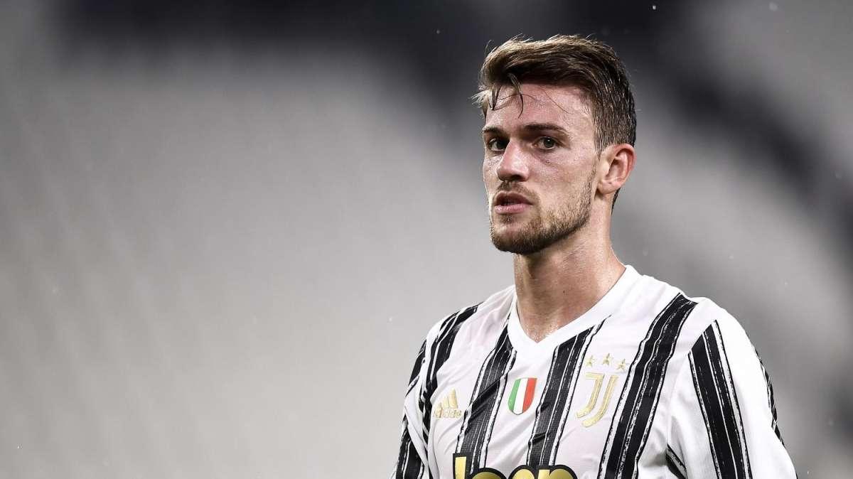 La Fiorentina si muove per Rugani e ... Vlahovic. Toro alla finestra 