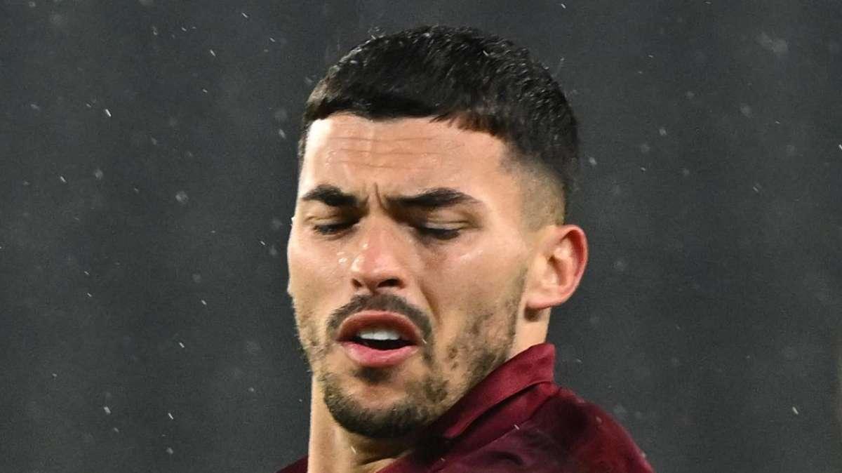 Torino- Hellas Verona 0-0 pagelle a confronto, Radonjic: si intristisce. È prigioniero della negatività e se la prende con Juric