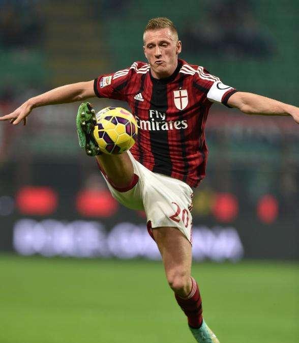 UFFICIALE: Abate rinnova con il Milan