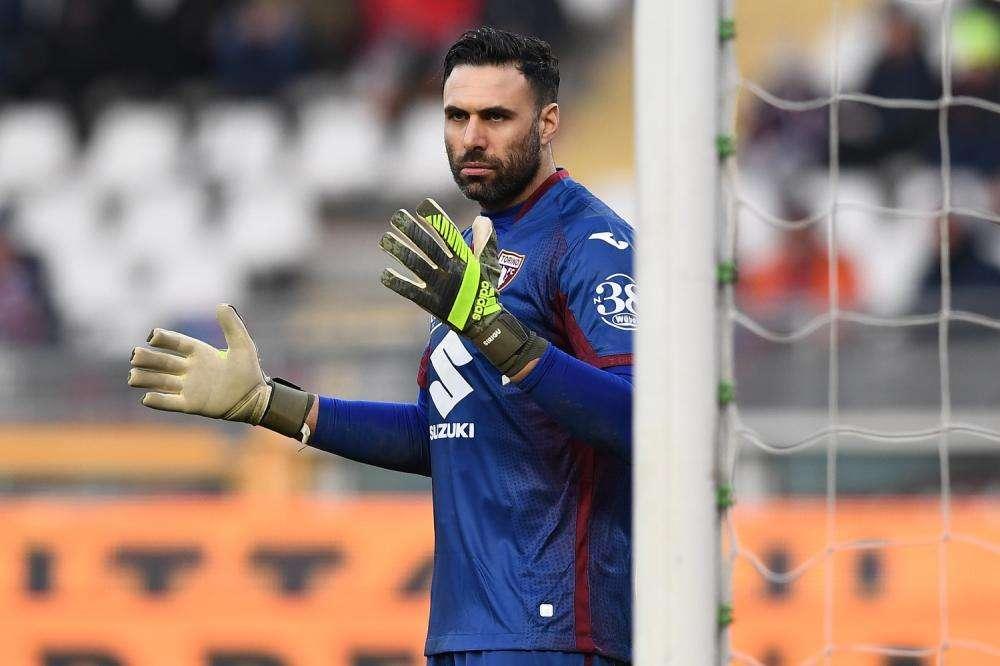 Sirigu attento ai cartellini gialli: sei in diffida!