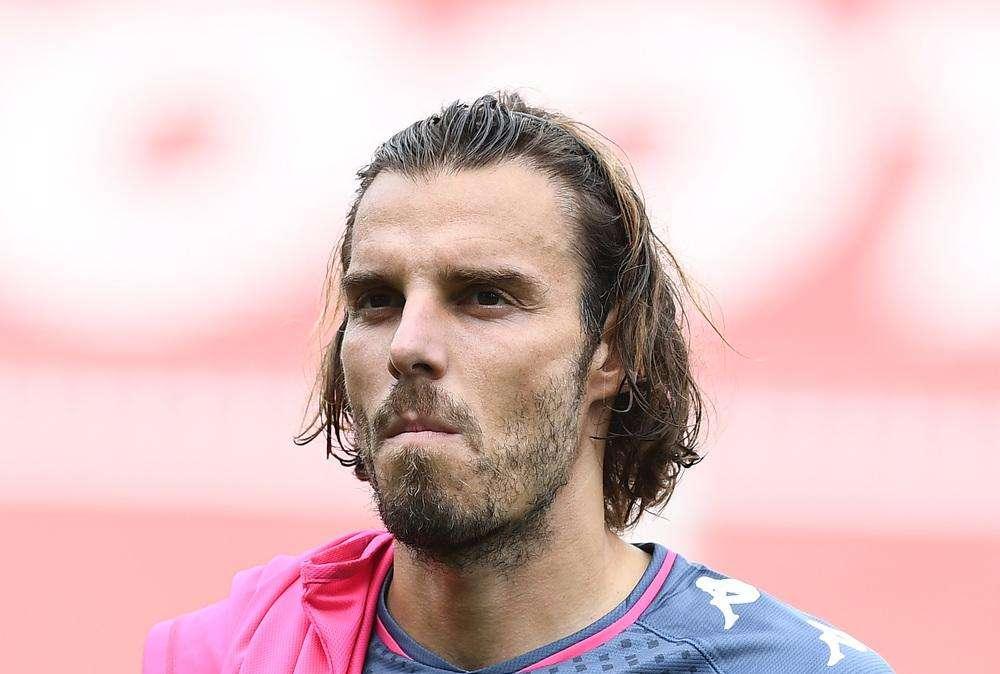 Marchetti all'esonerato Blessin: "hai preso in giro tutti i tifosi del Genoa"