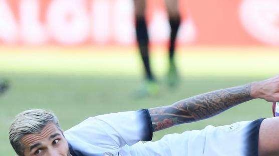 Roma, respinta la proposta del San Paolo per Bruno Peres