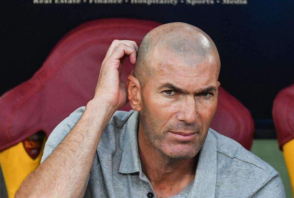 Calcio in Tv:  Clasico di Spagna alle 16. Derby romano Primavera su SportItalia