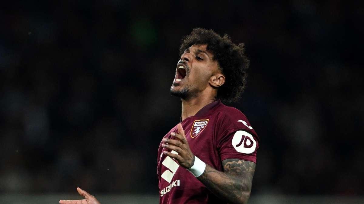 Lazaro gasato: "Vanoli mi piace molto, così come il mio nuovo ruolo"