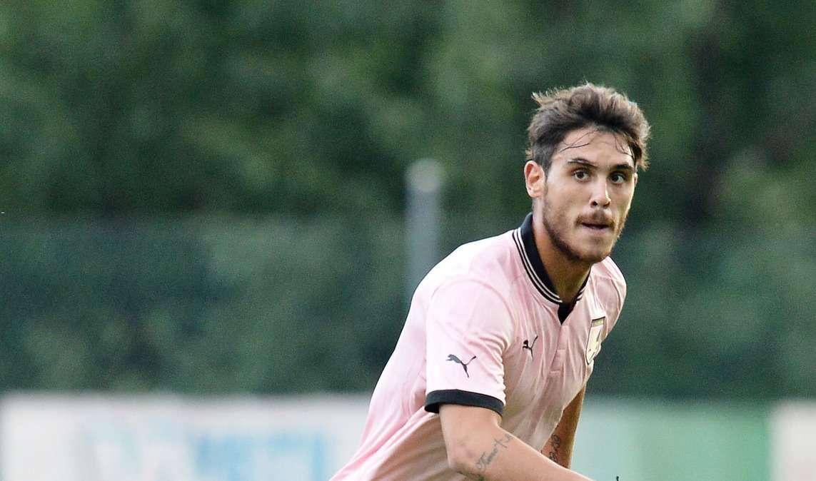Il Torino potrebbe inserirsi per Nicolas Viola 