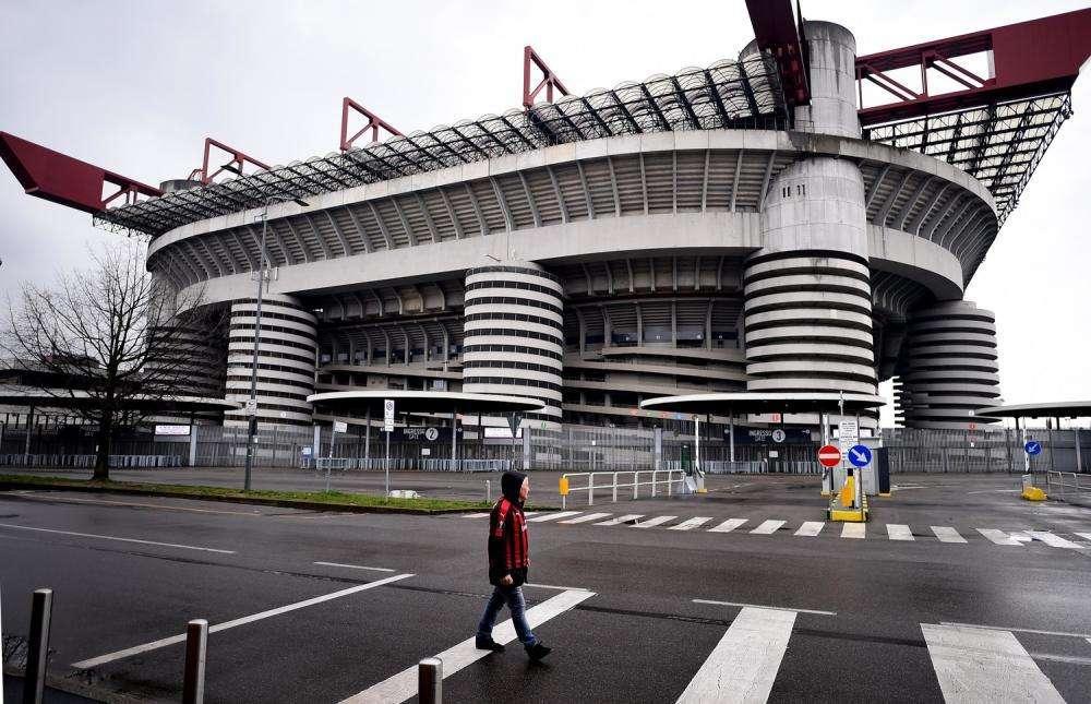 Il Comitato tecnico scientifico: blocco manifestazioni sportive per un mese