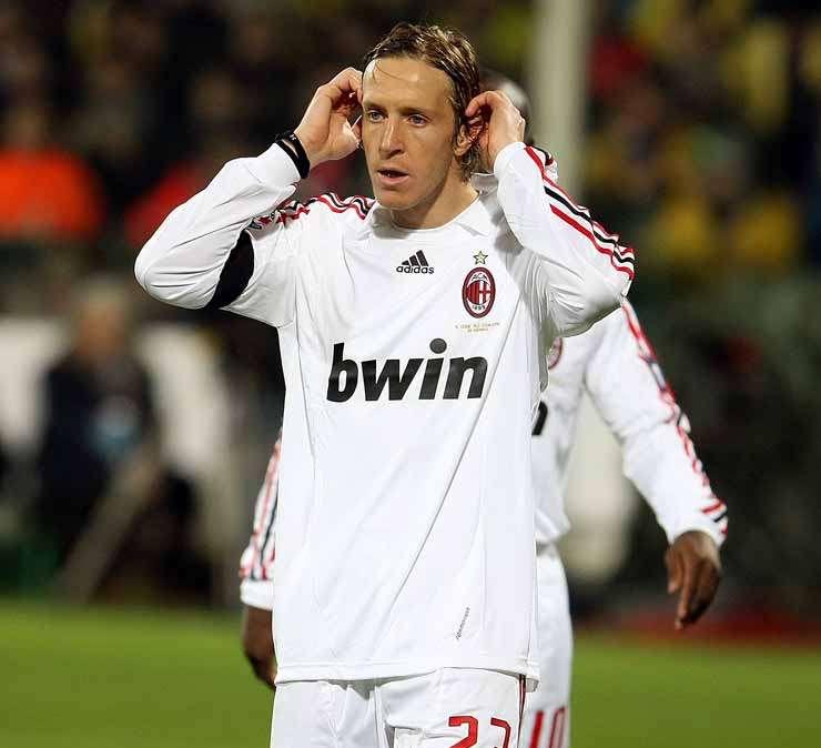 Milan, Roggi: "Sul rinnovo di Ambrosini tutto tace"