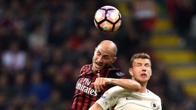 Dopo Sirigu al Torino possono arrivare Paletta e forse anche Simeone