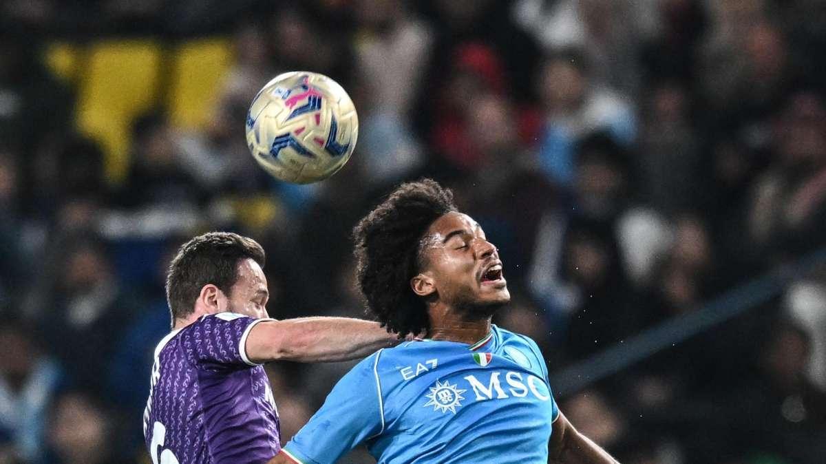 Il Napoli ufficializza la cessione all'Ipswich di Michel Cajuste