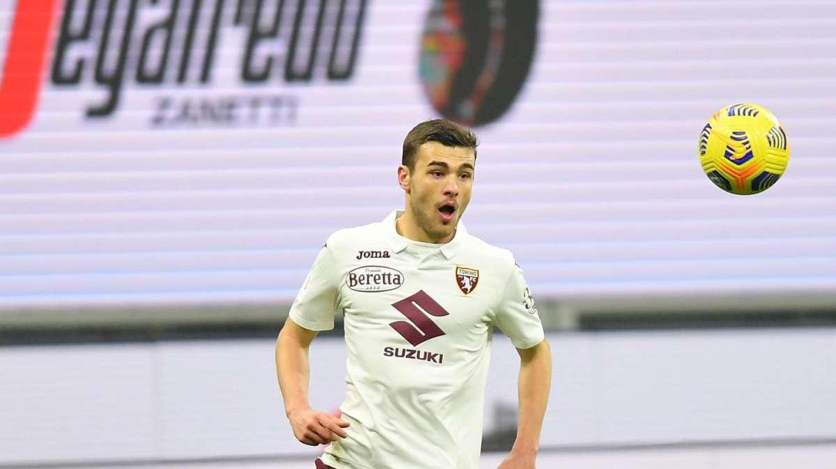 Le formazioni ufficiali di Torino-Spezia; Buongiorno titolare, Verdi col Gallo