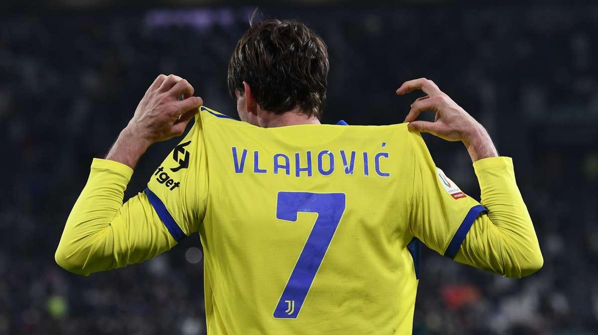 La Stampa: "Vlahovic e i derby: dal record in Serbia fino al debutto di venerdì con la Juve"