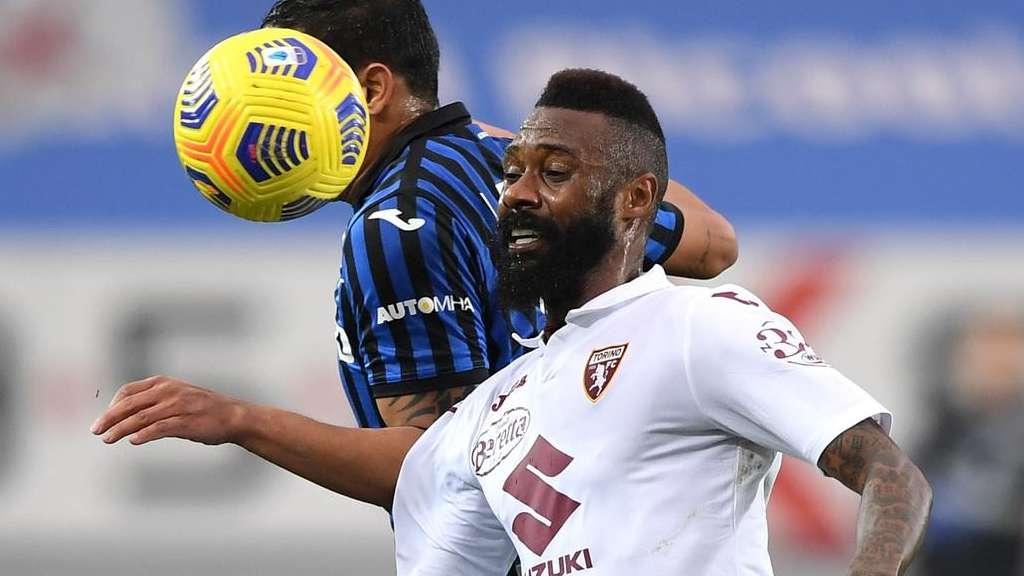 Il futuro di Nkoulou può passare da Napoli: ecco come