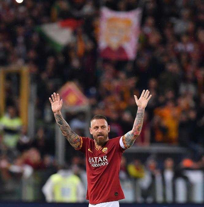 Fiorentina, la pista De Rossi in panchina rimane calda