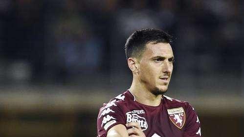 Burdisso a TS: "Sono in trattativa con 2-3 club di A. Belotti-Zaza coppia da almeno 30 gol"