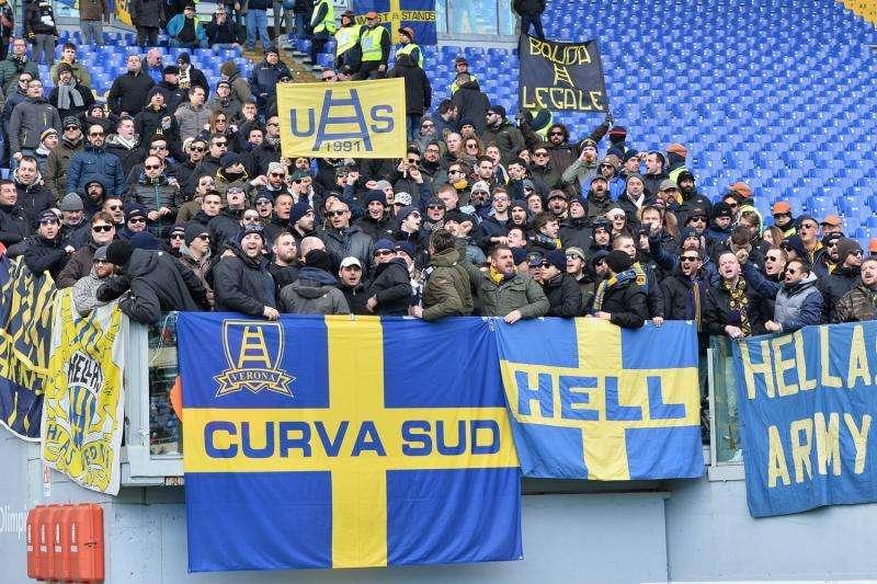 Hellas Verona, rifinitura a porte aperte in mattinata