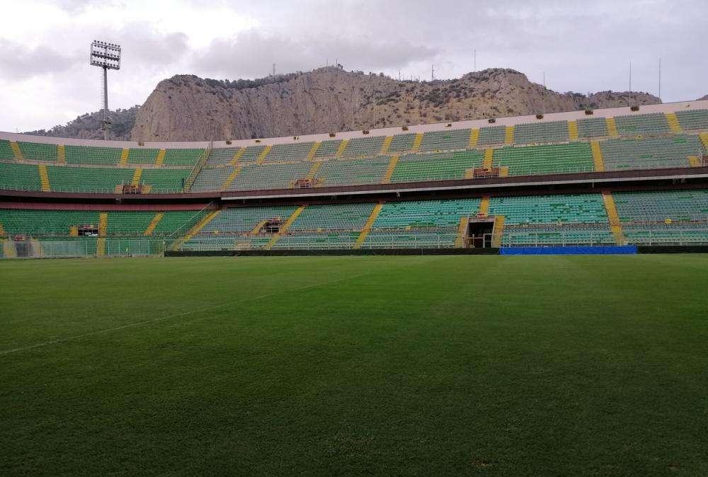 Serie A in campo neutro al Centro-Sud Italia. Cosa c'è di vero?