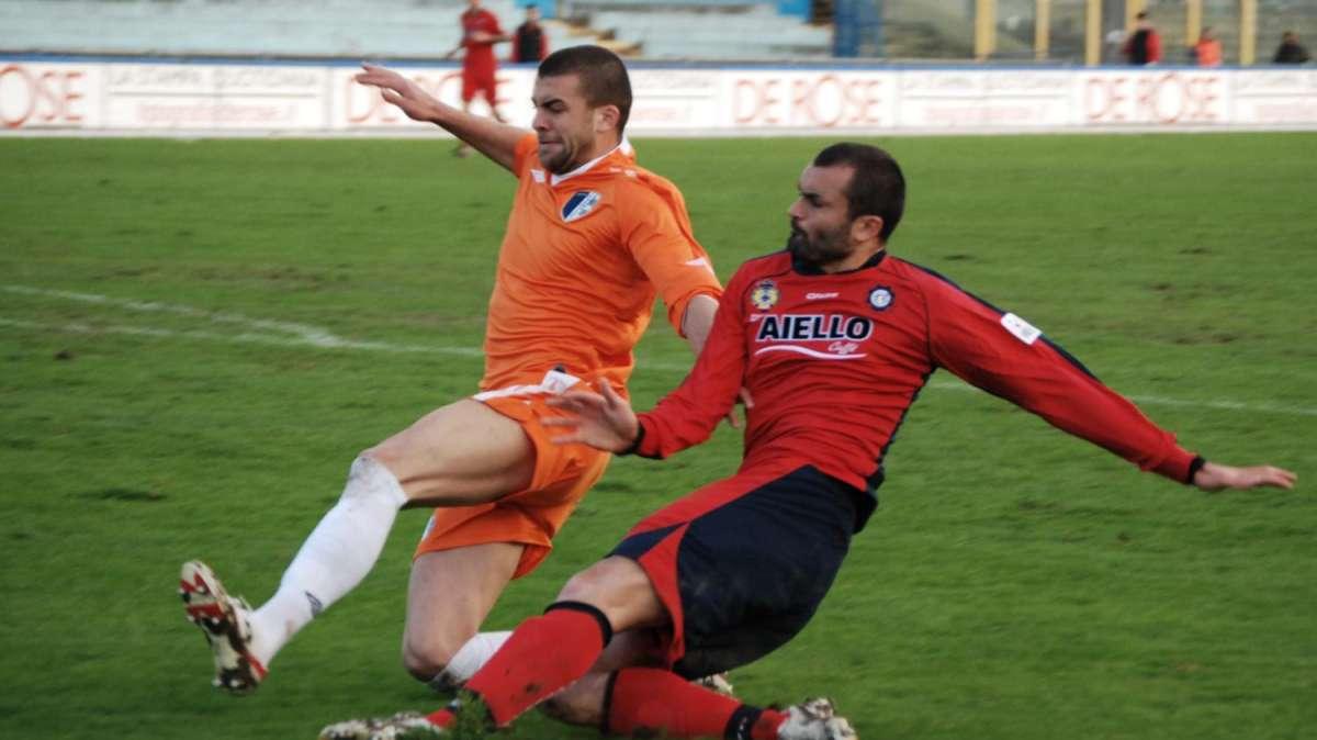 Posticipo Serie B: colpo del Grosseto a Varese. Finisce 1-3