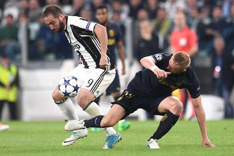 Glik attacca: "Purtroppo è successo, succede e sempre succederà che gli arbitri aiutino la Juventus"