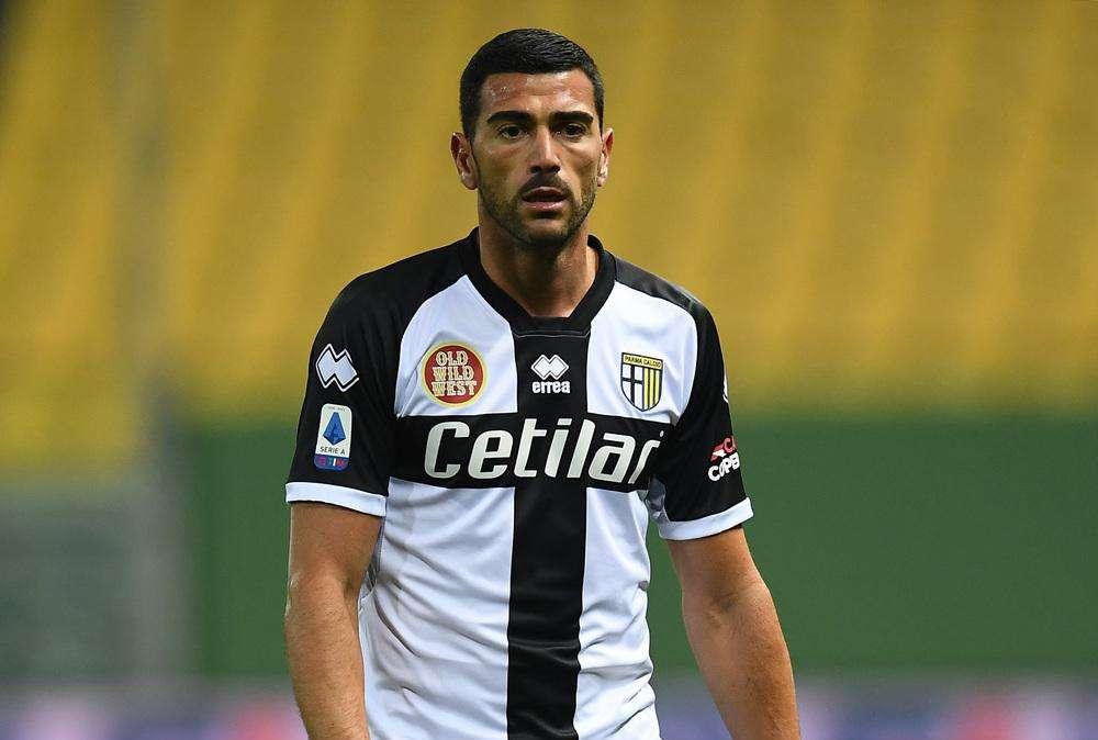 Parma avanti sul Genoa all'intervallo grazie ad un super gol di Pellè