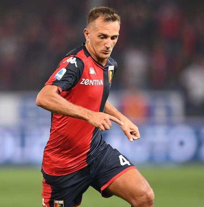 Pari tra Genoa e Fiorentina all'intervallo, i rossoblu falliscono un penalty