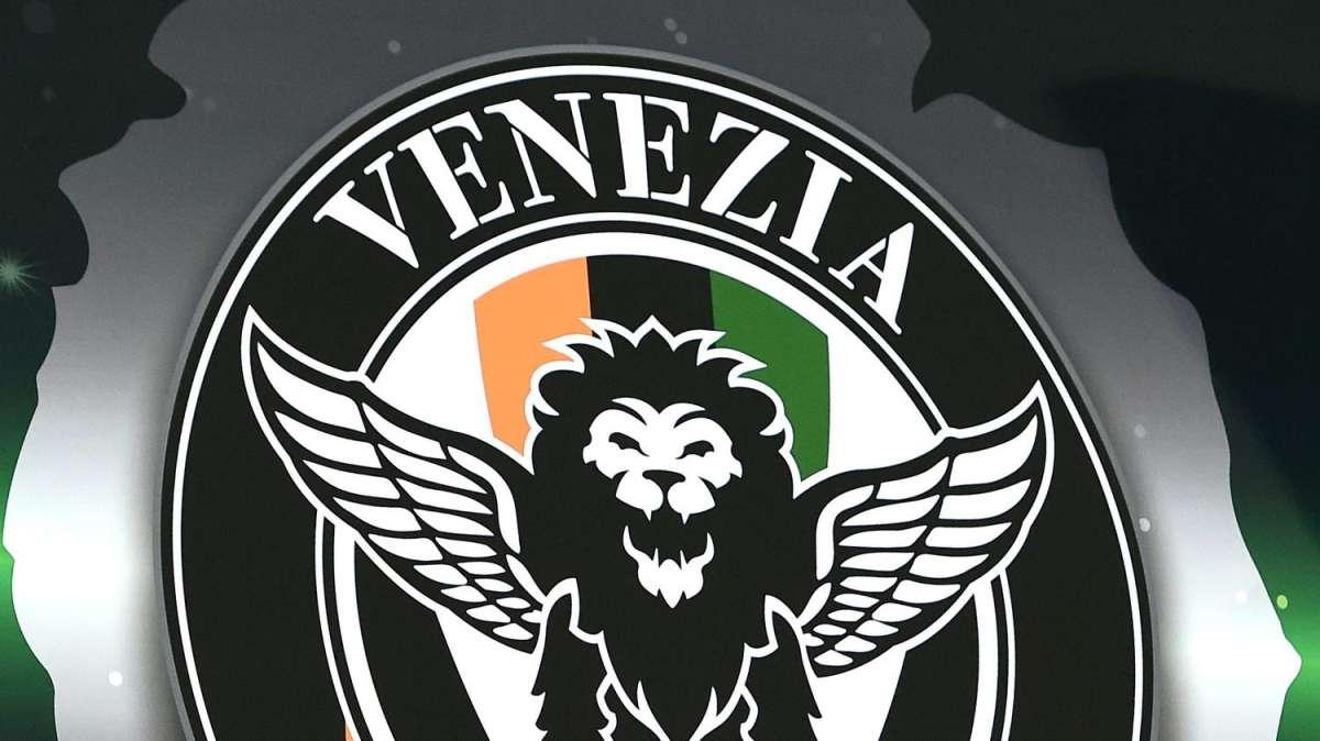 Venezia, dieci nuovi positivi al Covid. A rischio la gara con l'Inter